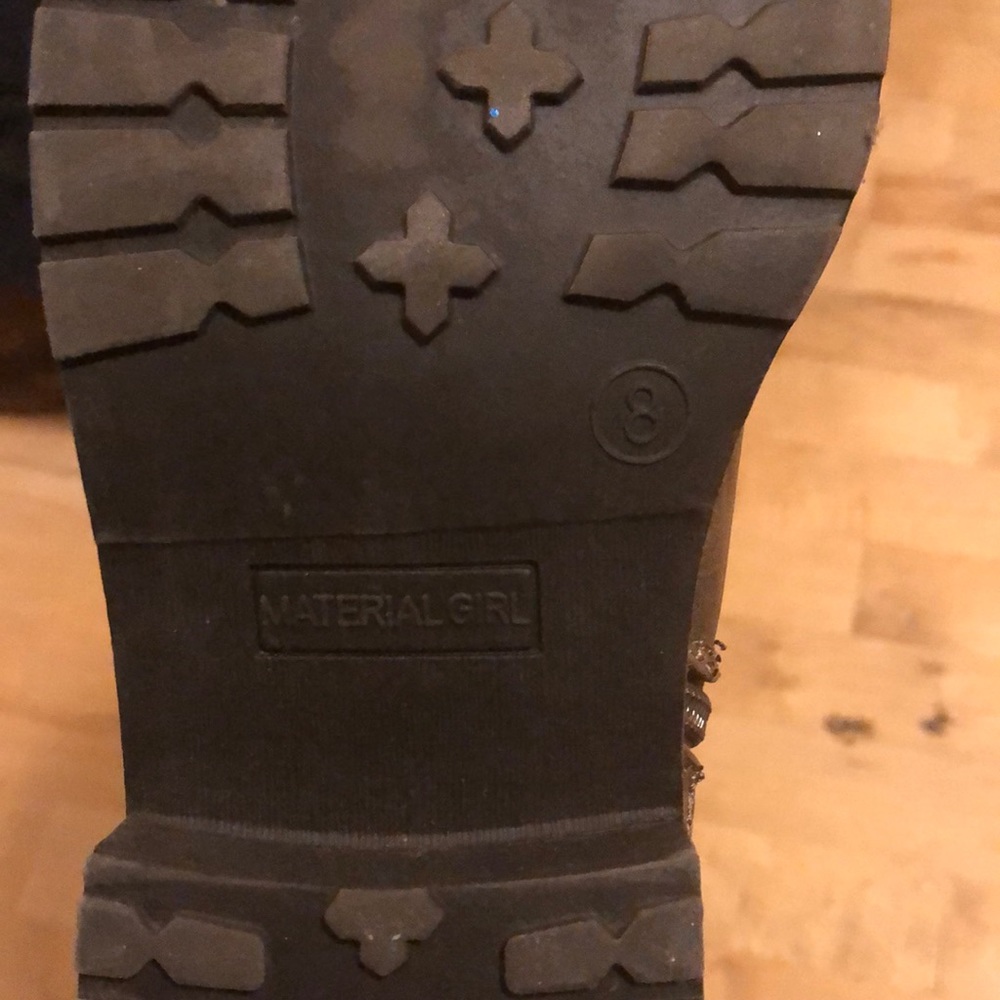 Booties - Picture 3 of 4